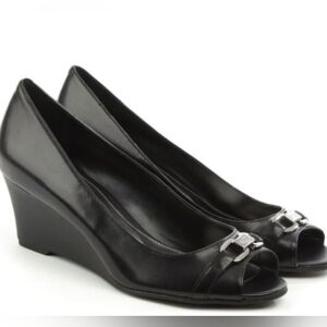 9.5 RALPH LAUREN Paula Leather Peep Toe Wedge Shoes